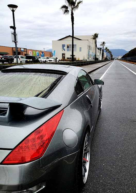 フェアレディZのナンバー移設・work emotion・ZR10・目指せPickUpCarsに関するカスタム事例の投稿画像3枚目