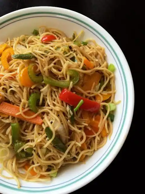 Hakka Noodles