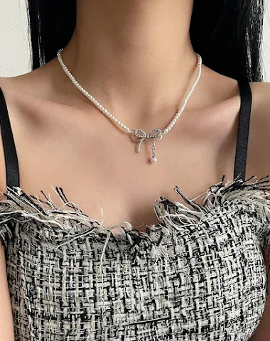 Collier de perles avec nœud de qual - 2