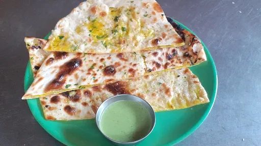 Aloo Stuffed Naan