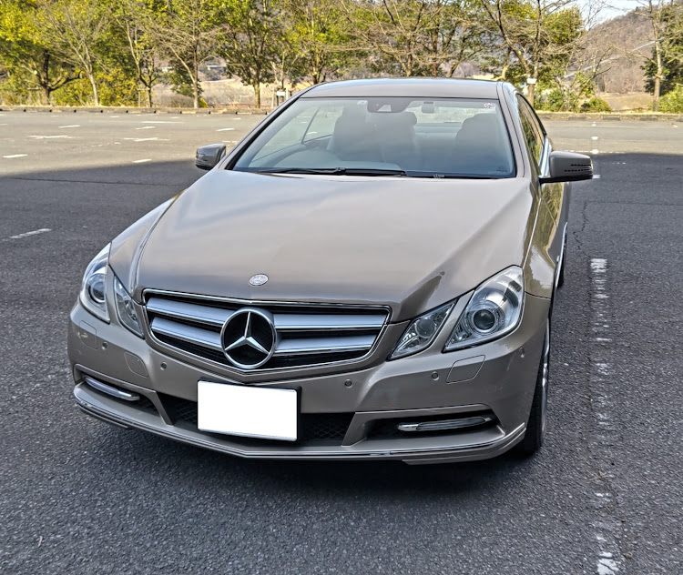 Eクラス クーペのM78★C207さんが投稿したカスタム事例の投稿画像1枚目