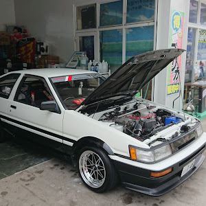 カローラレビン AE86