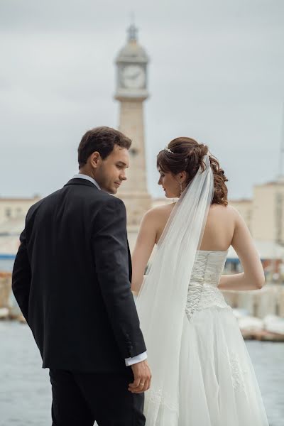 Fotografo di matrimoni Vadim Smolyak (dramat). Foto del 7 aprile 2016