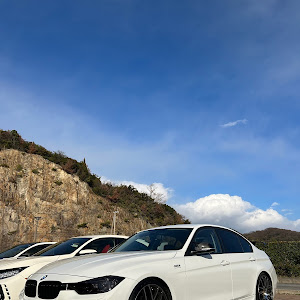 3シリーズ セダン 320d