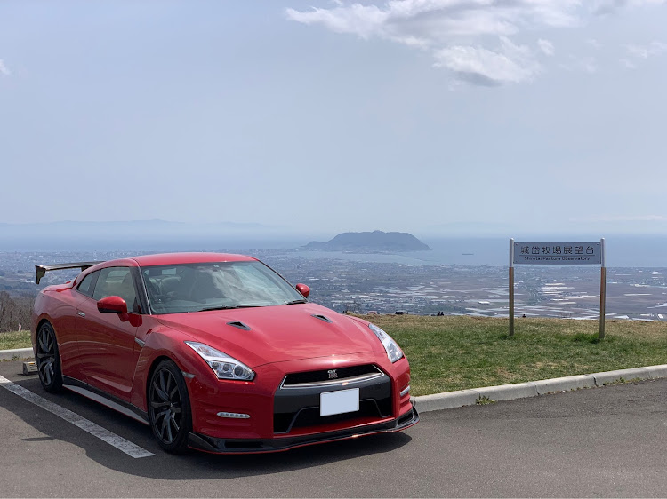 NISSAN GT-Rのキタキツネ・ターブル・ドゥ・リバージュ・駒ヶ岳・まるたま小屋に関するカスタム事例の投稿画像15枚目