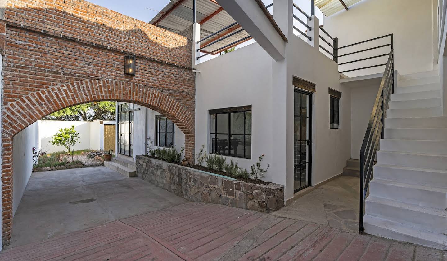 House with terrace San Miguel de Allende