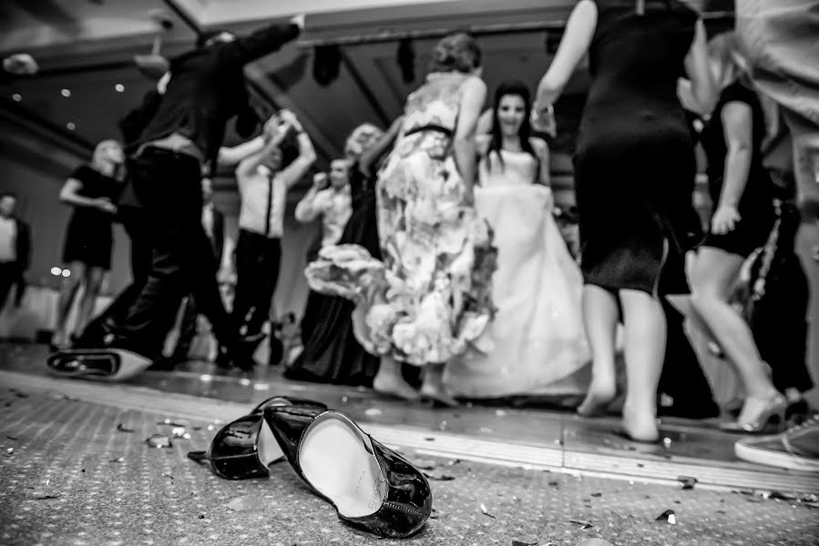 Wedding photographer Victor Detto (detto). Photo of 5 April 2017