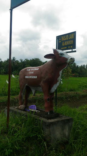 Patung Sapi Pringgo