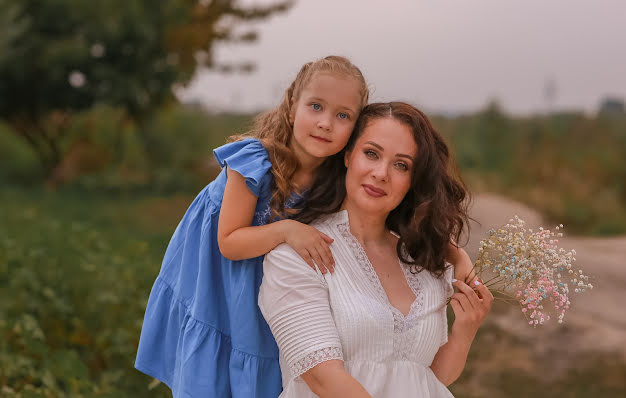 Fotógrafo de casamento Anna Abaza (abaza). Foto de 19 de agosto 2022