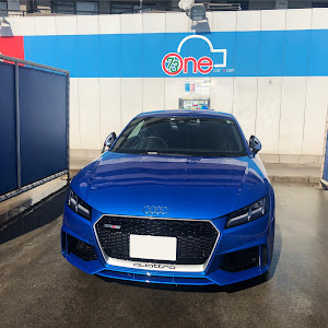 TT RS クーペ A6