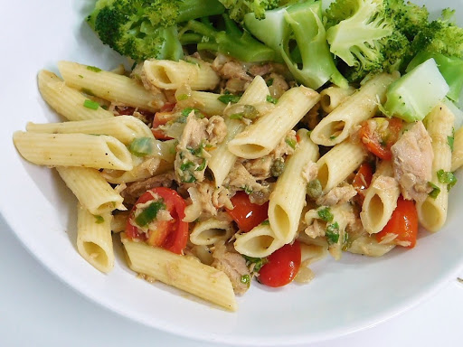 Pasta with Tuna & Capers