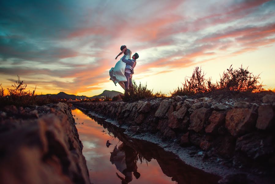 Fotografo di matrimoni Sebastian Cava (sebastiancava). Foto del 19 luglio 2022