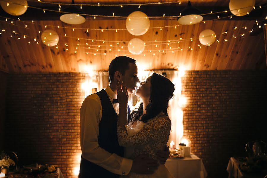 Fotógrafo de casamento Misha Lukashevich (mephoto). Foto de 18 de junho 2018