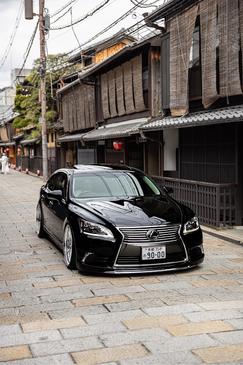 LSのLS460・2/16・カールソン・LS後期・京都に関するカスタム事例の投稿画像1枚目