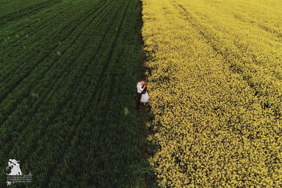 Fotograf ślubny Kacper Białobłocki (kbfoto). Zdjęcie z 17 maja 2019