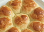 Pull-Apart Dinner Rolls {Gluten-free} was pinched from <a href="http://mygluten-freekitchen.com/pull-apart-dinner-rolls-gluten-free/" target="_blank">mygluten-freekitchen.com.</a>