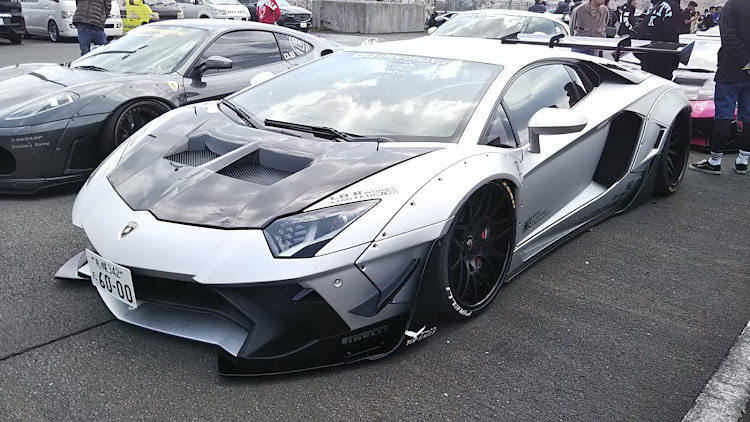 レンさんが投稿したカーイベント・スーパーカー・LB★WORKS・富士スピードウェイ・レッドメモリーに関するカスタム事例の投稿画像12枚目