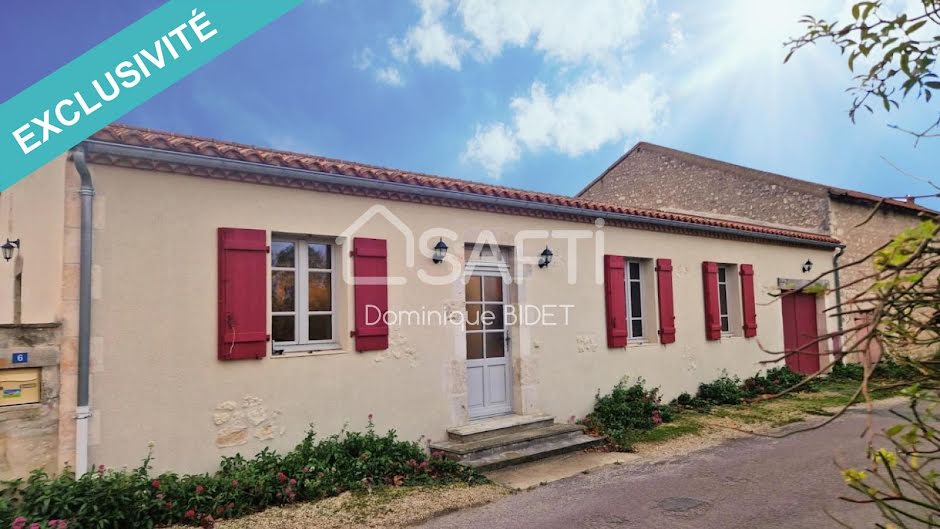 Vente maison 4 pièces 125 m² à Charroux (03140), 249 450 €