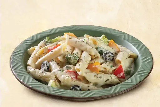 White Sauce Pasta