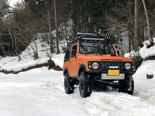 ジムニー Ja22wのスノアタ スタック祭り 雪道ドライブに関するカスタム メンテナンスの投稿画像 車のカスタム情報はcartune