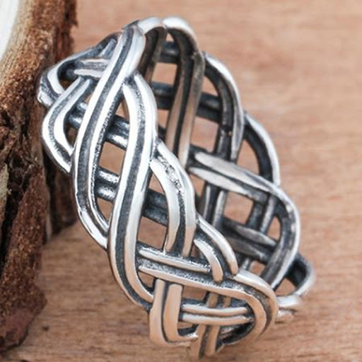 Title 6, European and American Popular Cross Twist Ring ...