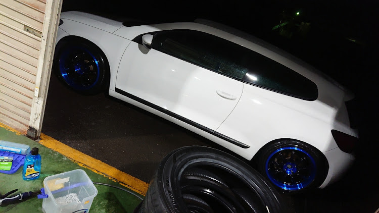シロッコのゴルフ7・洗車・夜の密会に関するカスタム事例の投稿画像1枚目