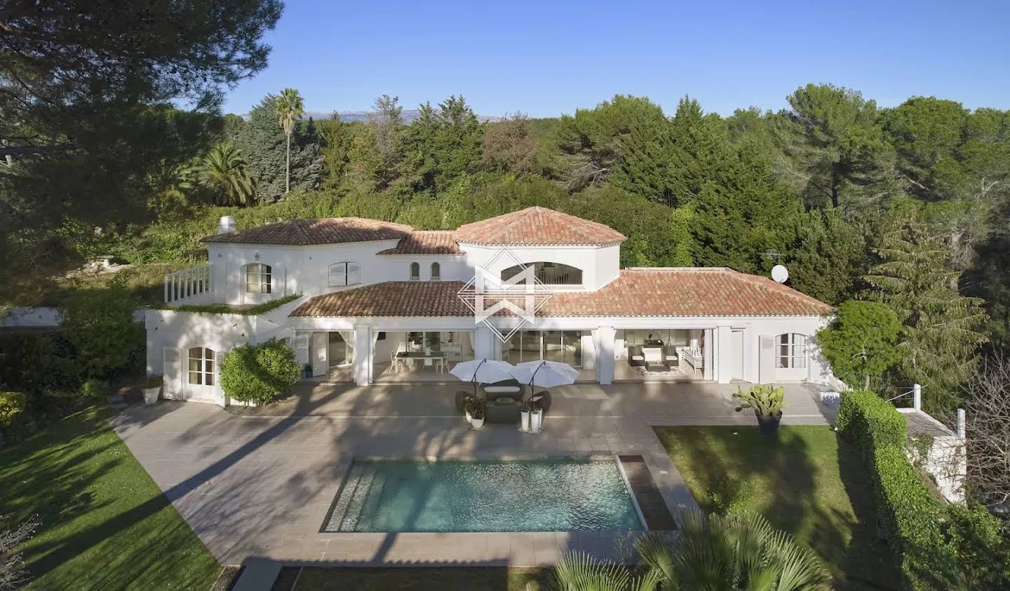 Villa with pool Mougins