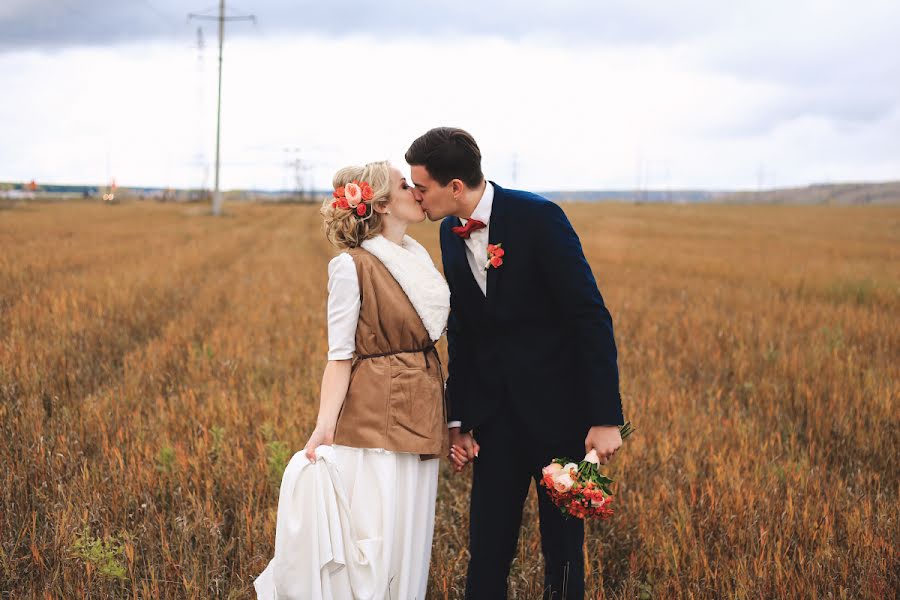 Vestuvių fotografas Lidiya Beloshapkina (beloshapkina). Nuotrauka 2015 gruodžio 23