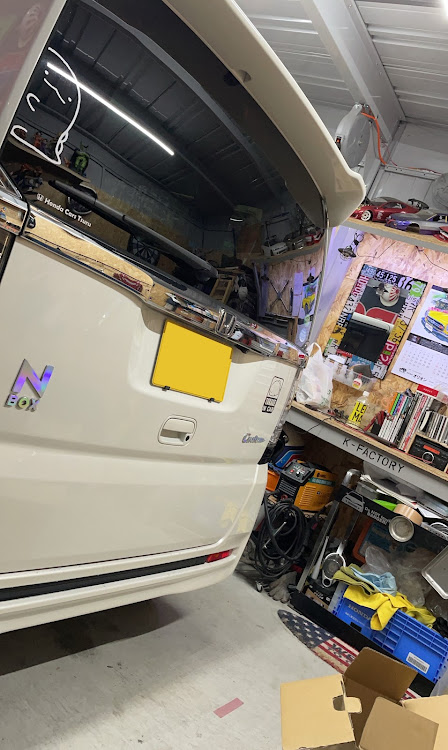 Nボックスカスタムの車種名エンブレムは有り派に関するカスタム事例の投稿画像1枚目
