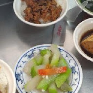 山河魯肉飯
