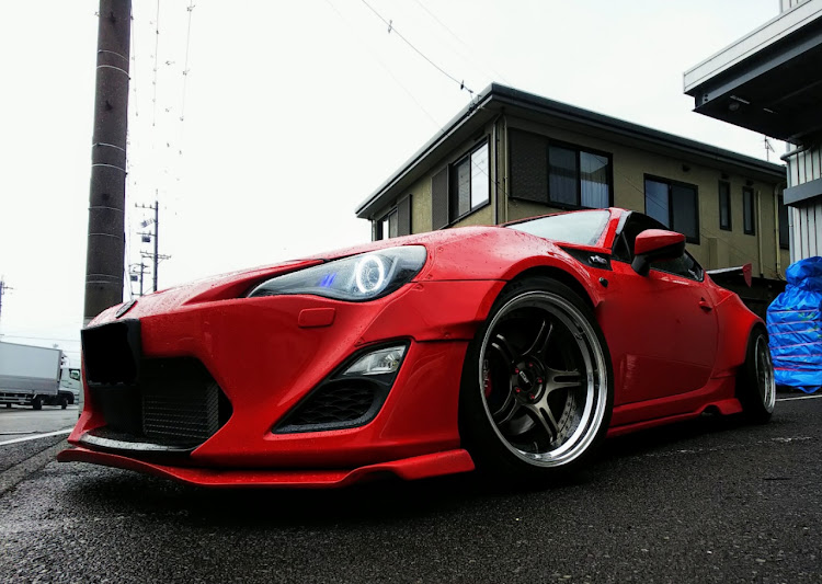 86のやっぱりお尻は大事😁・ロケットバニー・ロケバニ・正月明けに関するカスタム事例の投稿画像1枚目