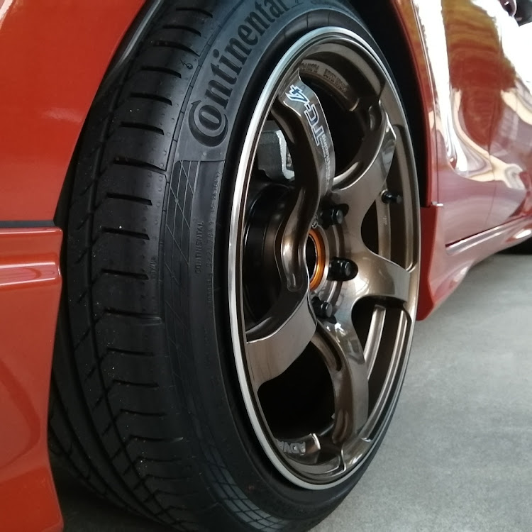 スイフトスポーツのADVAN Racing TC4・ホイールに関するカスタム事例の投稿画像5枚目