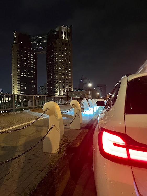 5シリーズ ツーリングのG31・LCI・ナイトドライブ・夜景と愛車に関するカスタム事例の投稿画像2枚目