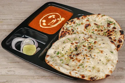 Paneer Kulcha With Chole