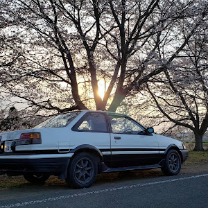 カローラレビン AE86