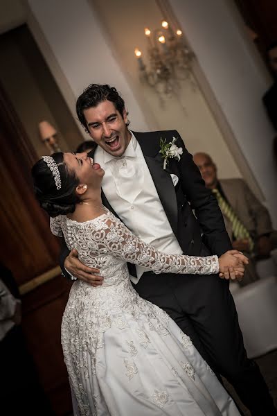 Wedding photographer Carina Rodríguez (altoenfoque). Photo of 2 October 2017