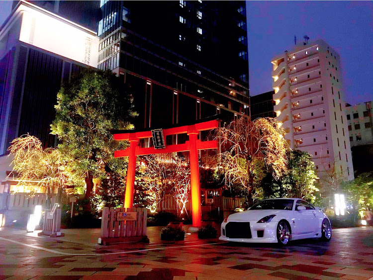 フェアレディZのコレド室町・福徳神社・桜と愛車・ドライブに関するカスタム事例の投稿画像1枚目