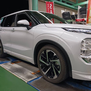 アウトランダーPHEV GN0W