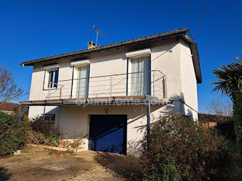 maison à Sauveterre-de-Béarn (64)