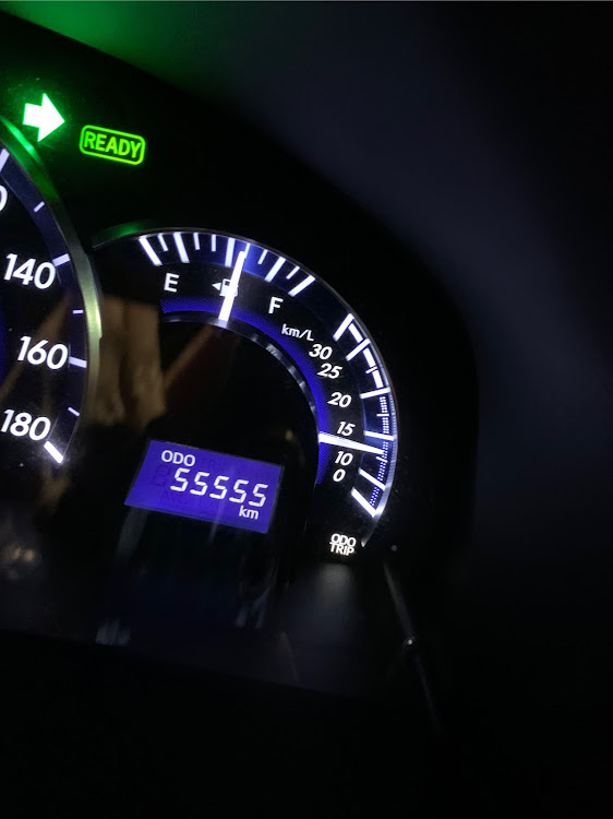 カムリのトヨタ・カムリ50・愛車・これからもよろしくお願いします・クルマ好きと繋がりたいに関するカスタム事例の投稿画像1枚目