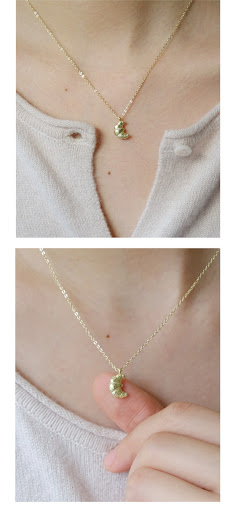Title 3, Croissant Simple Clavicle Chain Necklace. Enhan...