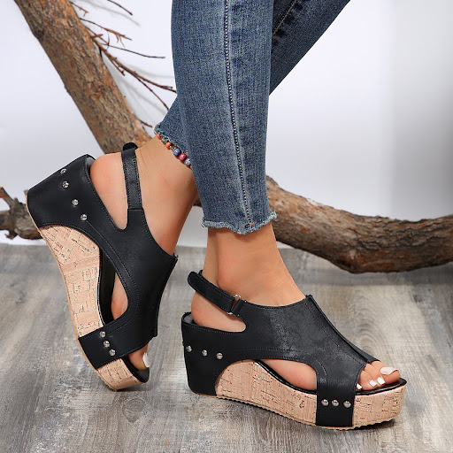 Title 10, Ladies New Wedge Peep Toe Rivet Sandals for all...