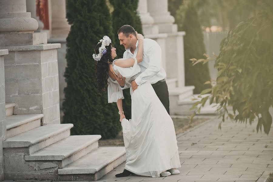 Photographe de mariage Yuriy Bogyu (iurie). Photo du 27 octobre 2013