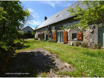 maison à Saint-Pierre-Roche (63)