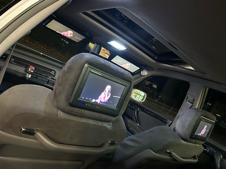 クラウンアスリートのドライブ・DIY・さむい季節になりましたね・ホイール交換に関するカスタム事例の投稿画像4枚目