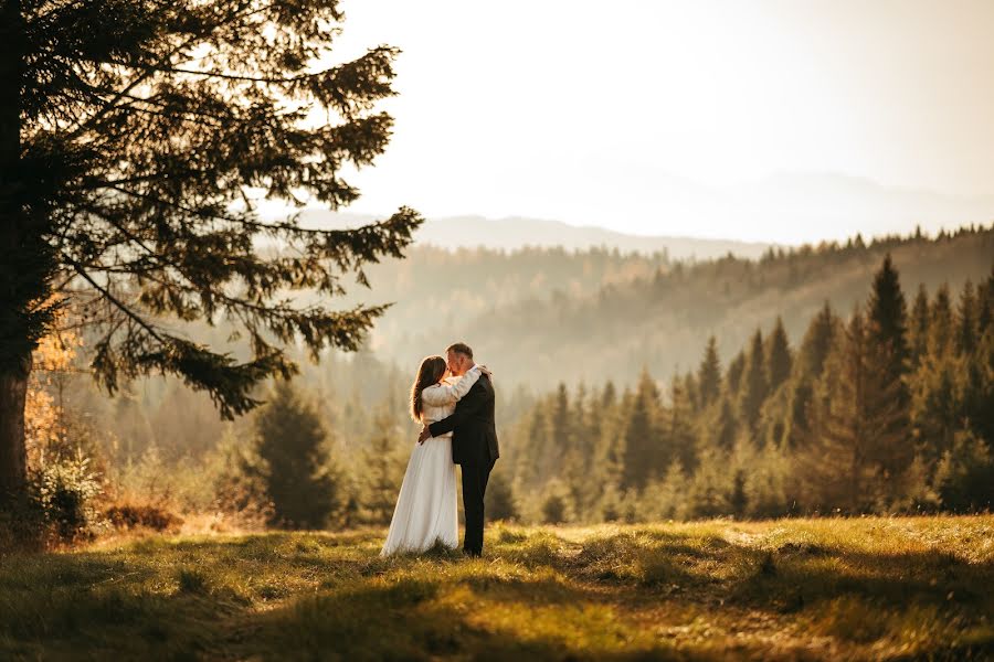 Fotógrafo de casamento Kamil Turek (kamilturek). Foto de 3 de janeiro 2022