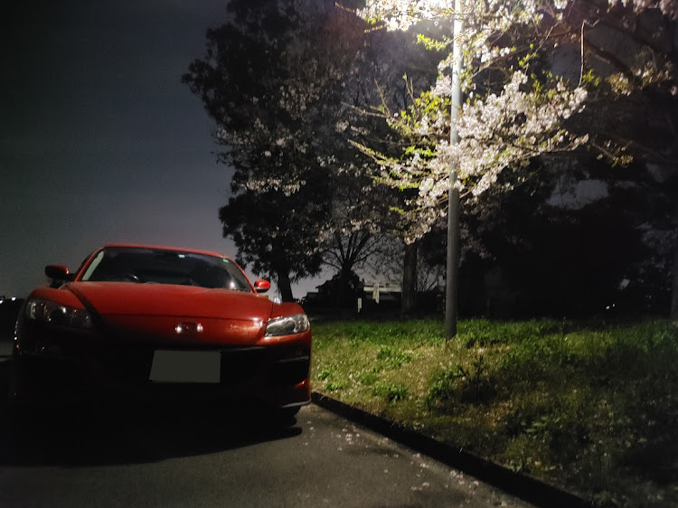 RX-8の夜桜コラボに関するカスタム事例の投稿画像2枚目