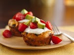 Impossibly Easy Mexican Mini Veggie Pies was pinched from <a href="http://www.bettycrocker.com/recipes/impossibly-easy-south-of-the-border-mini-veggie-pies/45140919-8945-4a97-bf7d-36e305157c69?nicam2=Email" target="_blank">www.bettycrocker.com.</a>