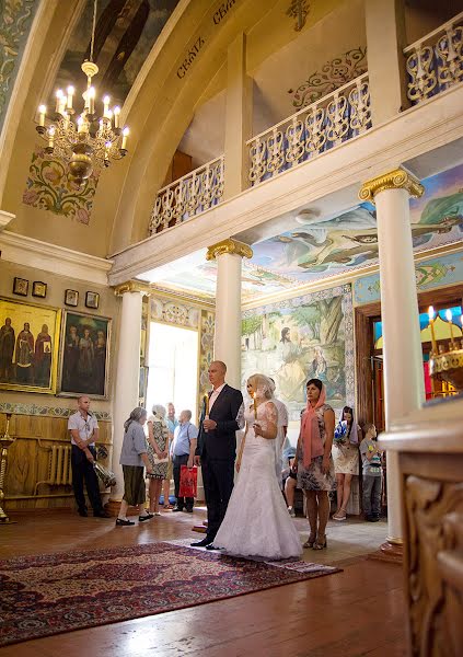 Fotografo di matrimoni Oksana Sinicina (ksuha). Foto del 15 agosto 2017