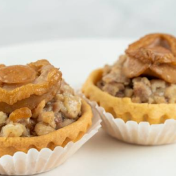 Baked Whole Abalone Tart with Minced Pork (原隻鮑魚酥)